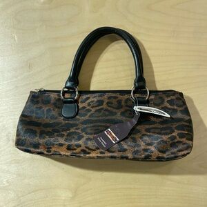 Prime ware Leopard Print Insulated Wine Clutch (MK)